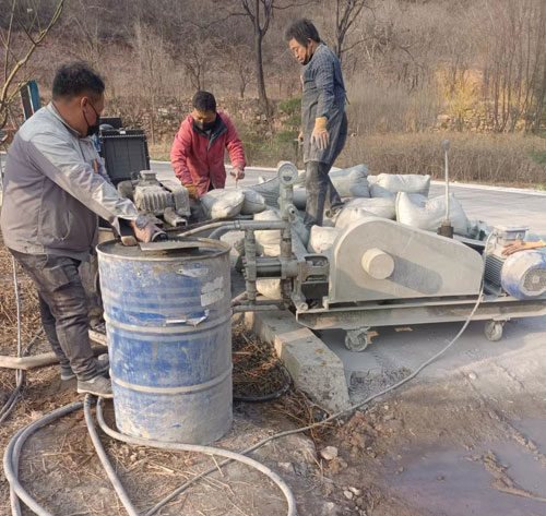 罗江路面下沉注浆